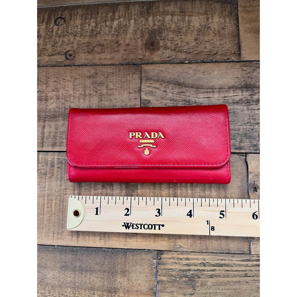PRADA Red Saffiano leather key holder/card case double snaps (repainted) - Picture 11 of 14